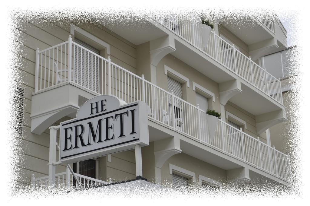 Hotel Ermeti B&B Brunch Riccione Luaran gambar